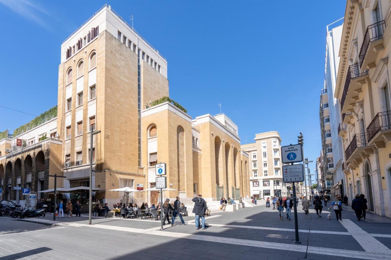 Central & Elegant Room Near The Station Bari Kültér fotó
